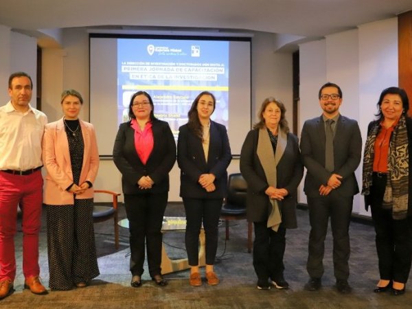 Dirección de Investigación y Doctorados UGM realizó 1era Jornada de Capacitación en Ética de la Investigación