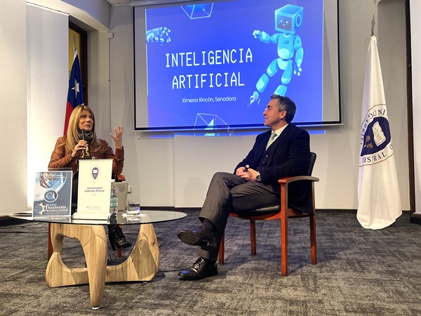 Charla sobre IA de senadora Ximena Rincón cerró Expo de Ingenierías y Tecnologías UGM 2024
