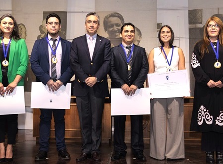 Universidad Gabriela Mistral realizó ceremonias de titulación para sus nuevos profesionales